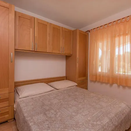 Apartment Filip Marina